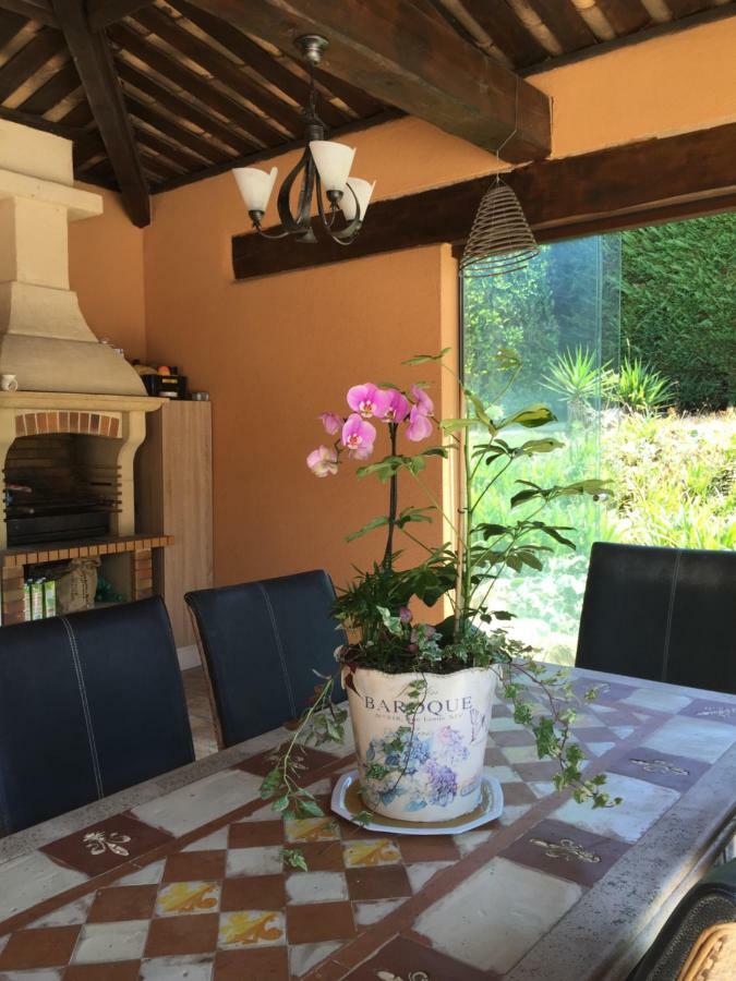 Bed and Breakfast Domaine Les Cigales Mouans-Sartoux Zewnętrze zdjęcie